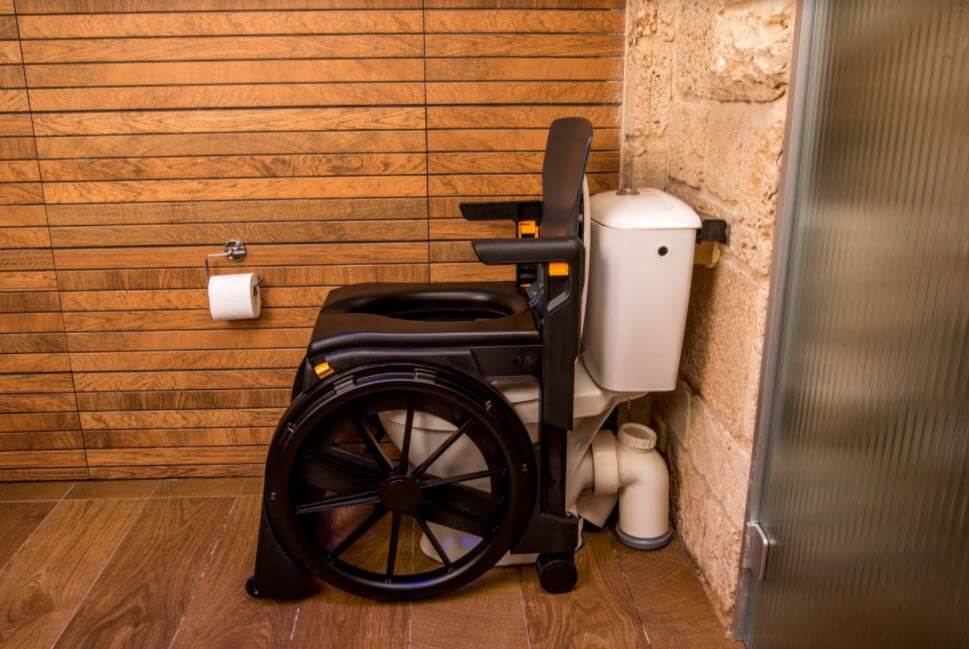 A portable toilet chair solution for inaccessible toilets Seatara